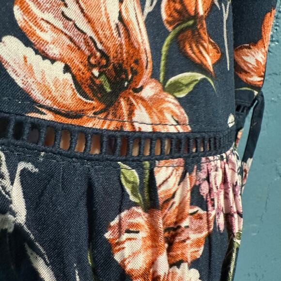 Xhiliration size small floral sundress Cutouts Pretty Cottage Boho Mini Micro - Picture 3 of 9